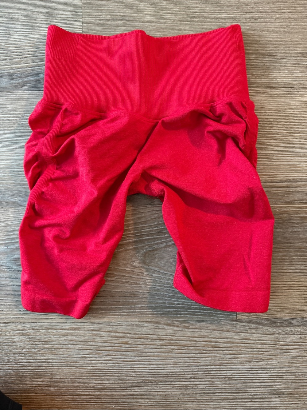 Buffbunny Miracle Seamless Short 6" - Salsa Red
S